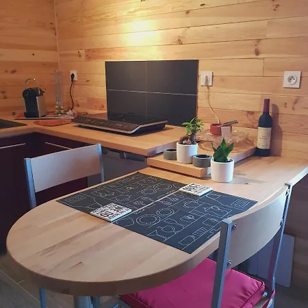 Aubrac לינה וארוחת בוקר